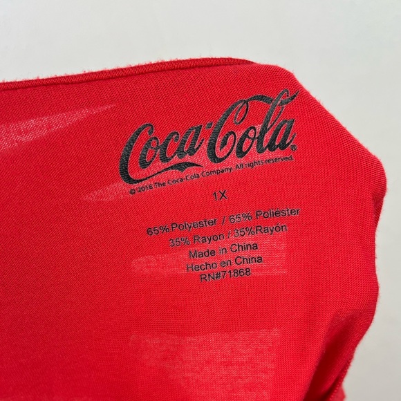 Coco-cola Womens Short Sleeve Graphic Tee Red White Size 1X - Picture 8 of 9